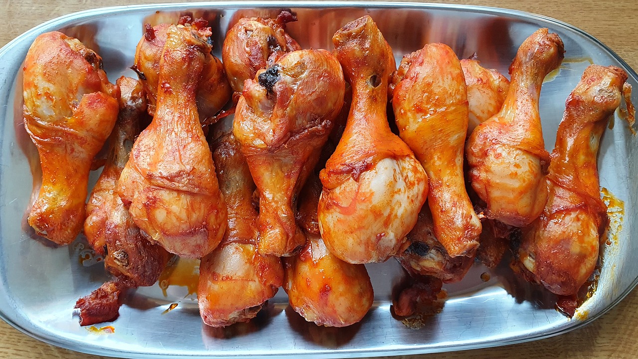 chicken-drumsticks-5205207_1280 (1).jpg